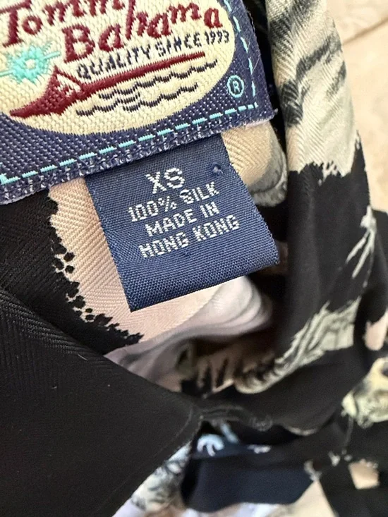 MWOT Tommy Bahama 100% Silk Black Tropical Palm Print Camp Shirt - Picture 7 of 8